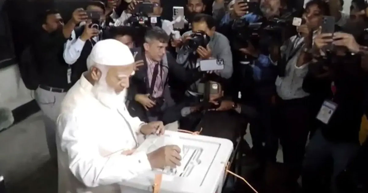 ভোট দিলেন জামায়াত আমির