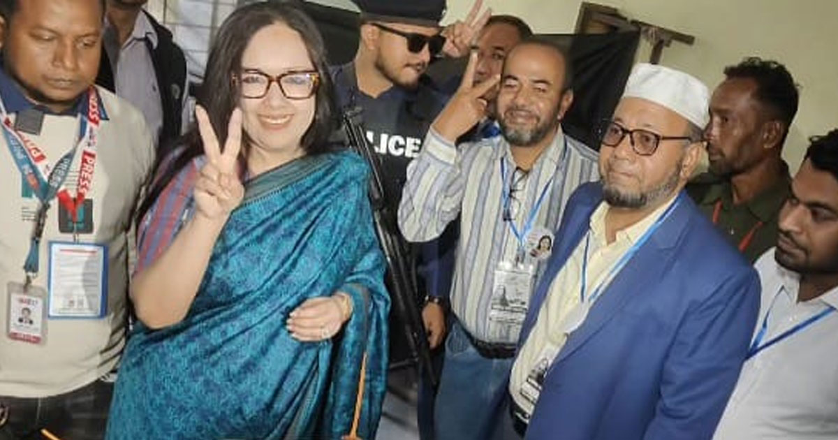 জোর করে সিল মারার পাঁয়তারা করছে : রুমিন ফারহানা