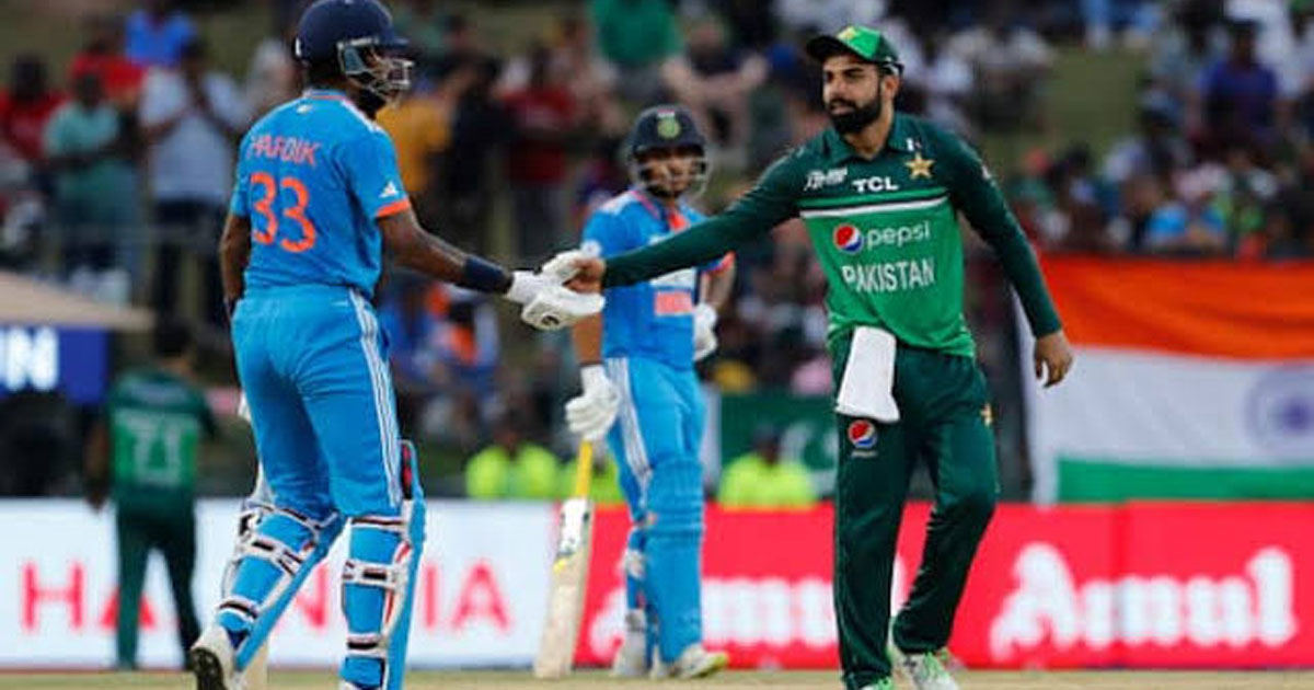 ভারত–পাকিস্তান ম্যাচের টিকিট কালোবাজারে চারগুণ বেড়ে গেল