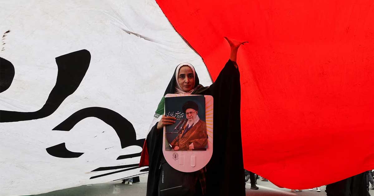 ইরানে সামরিক অভিযানের প্রস্তুতি নিচ্ছে যুক্তরাষ্ট্র