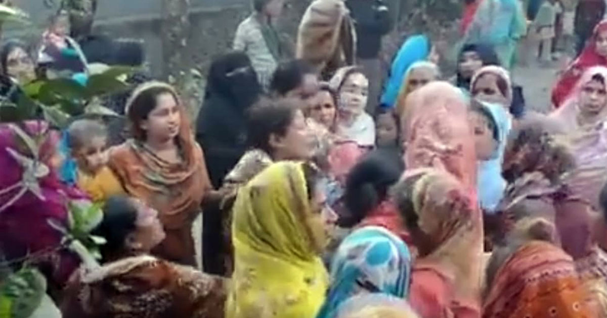 কুমিল্লায় প্রবাসীর স্ত্রী ও দুই শিশুর গলাকাটা মরদেহ উদ্ধার