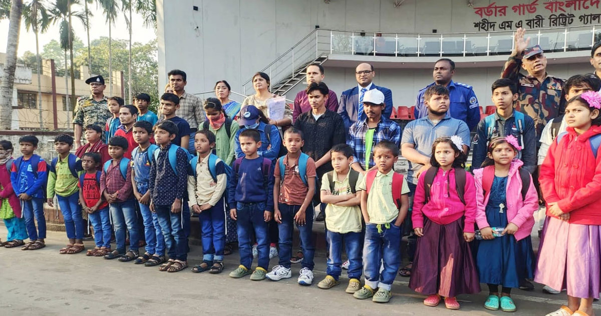 ভারতের হোম থেকে ৩–৭ বছর পর দেশে ফিরল ২৮ বাংলাদেশি শিশু