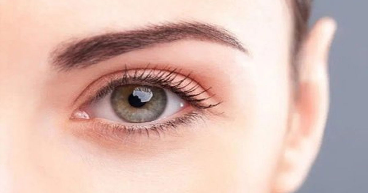 চোখের পাতা লাফায় কেন, এটি ভালো না ক্ষতি