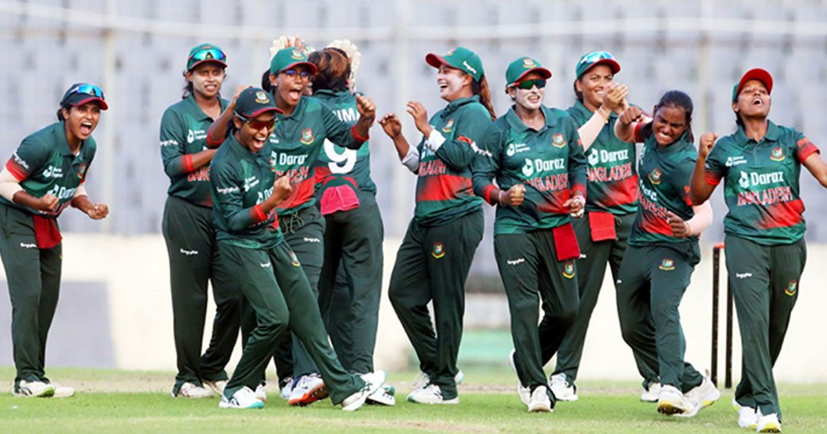 পাকিস্তানকে হারিয়ে ফাইনালে বাংলাদেশ