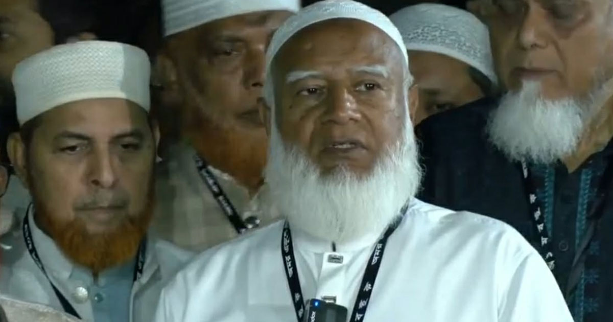 পবিত্র দিনে এমন প্রশ্ন নয়— নাজায়েজ প্রশ্নে ক্ষুব্ধ ডা. শফিক