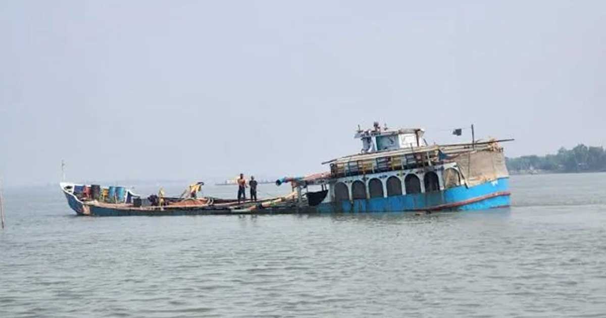 যুবলীগ-যুবদল-জামায়াতের যুব বিভাগ মিলে নদের বালু লুট