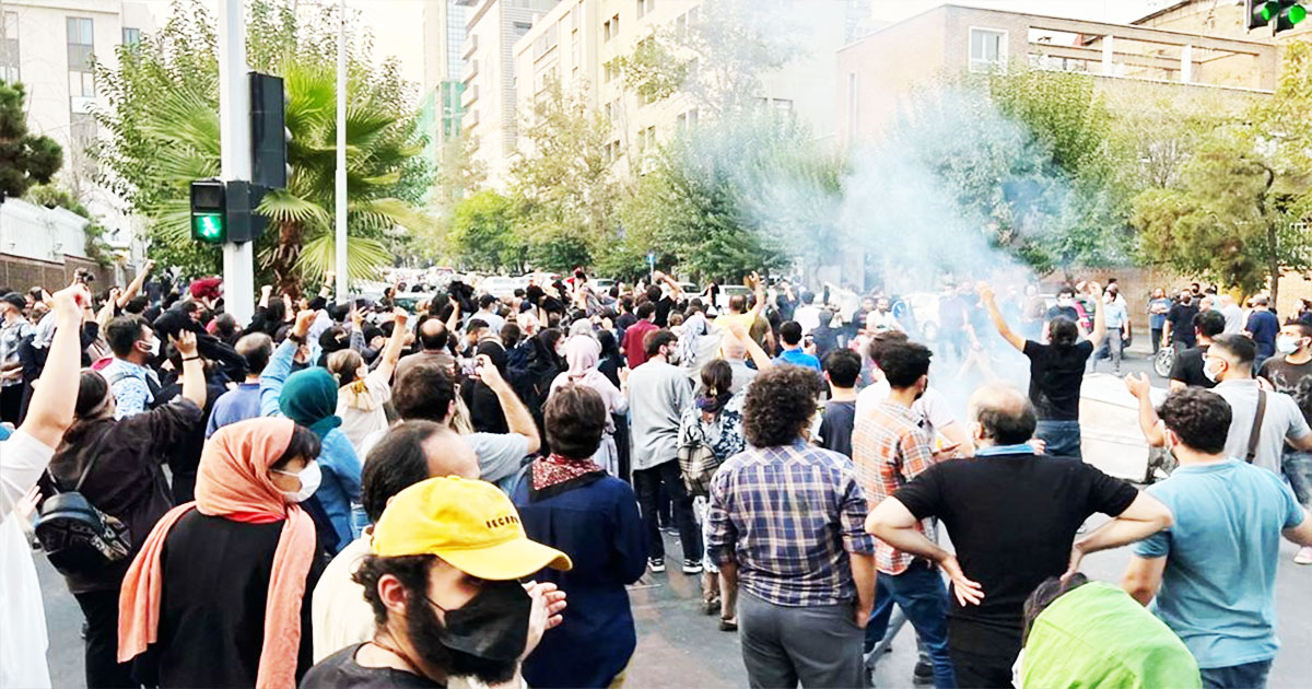 মার্কিন হামলার শঙ্কার মধ্যেই ইরানে ফের জেন-জি বিক্ষোভ, তেহরানে টানা কর্মসূচি