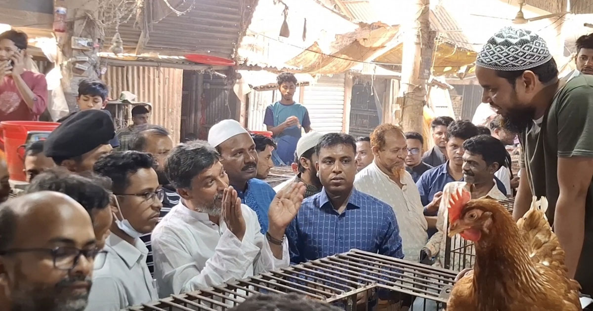 মাদারীপুরে সংসদ সদস্যকে সঙ্গে নিয়ে ভোক্তা অধিকার সংরক্ষন অধিদফতরের অভিযান