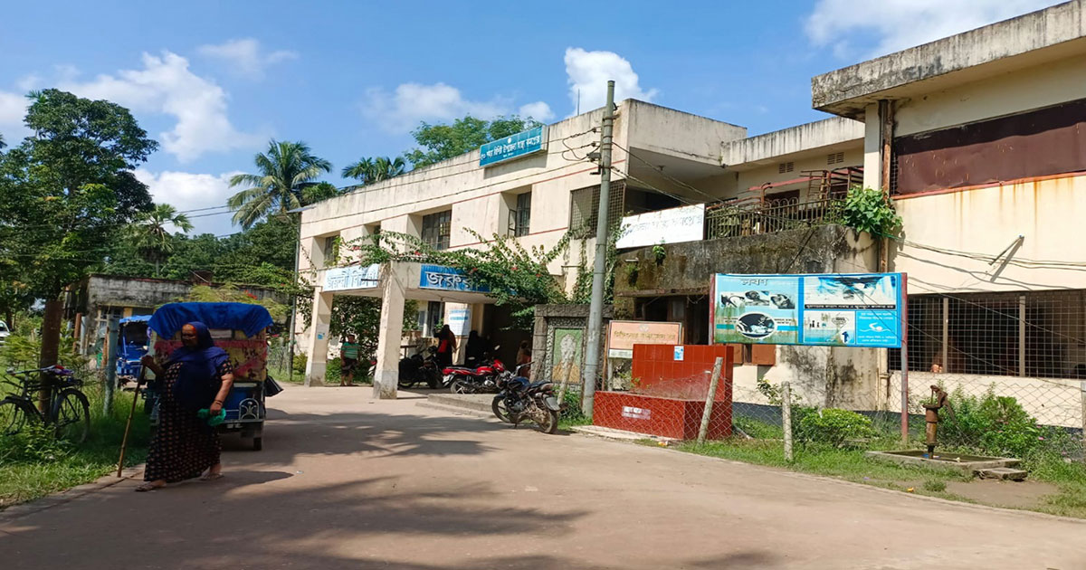 কচুয়ায় গ্যাস সিলিন্ডার বিস্ফোরণ, তিনজন দগ্ধ