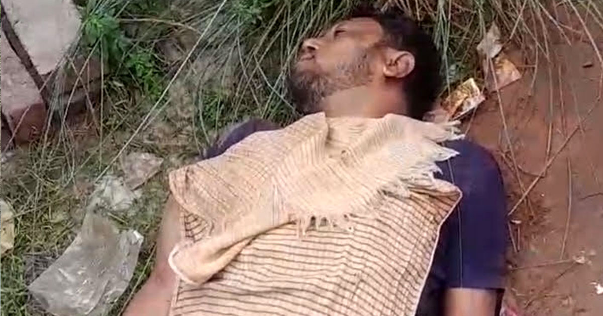 কুষ্টিয়ায় ট্রেনের নিচে চাপা পড়ে মোটরসাইকেল আরোহী নিহত