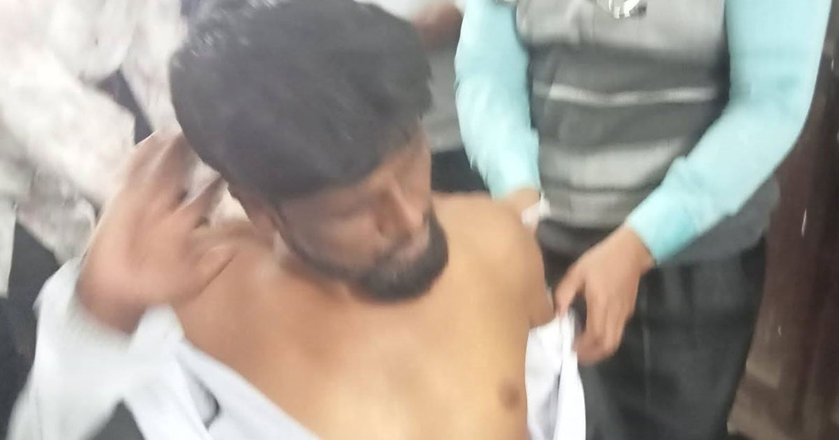 ইসলামপুরে ইউপি চেয়ারম্যানকে কার্যালয়ে মারধরের অভিযোগ