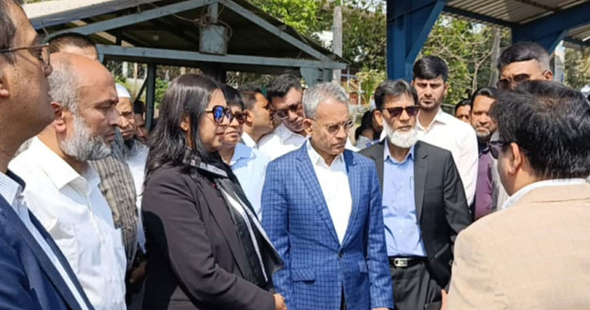 লাইটার জাহাজে পণ্য আটকে রাখলে আইনি ব্যবস্থা নেবে সরকার: নৌপরিবহনমন্ত্রী