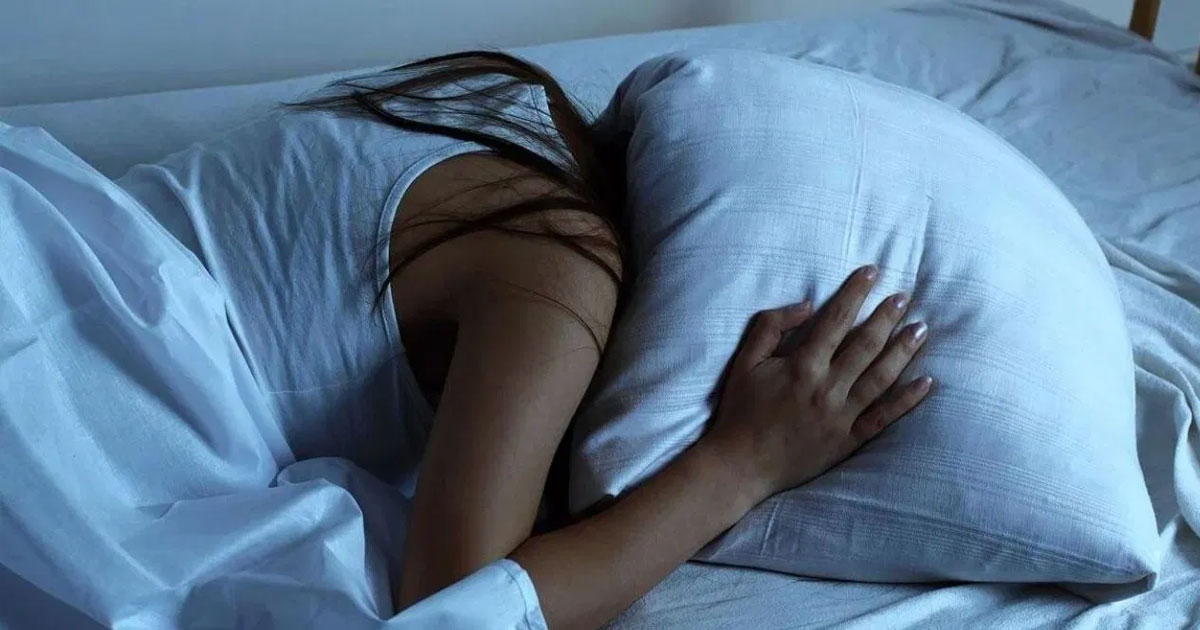 স্বাভাবিক ঘুমের জন্য উপকারী ৪টি খাবার