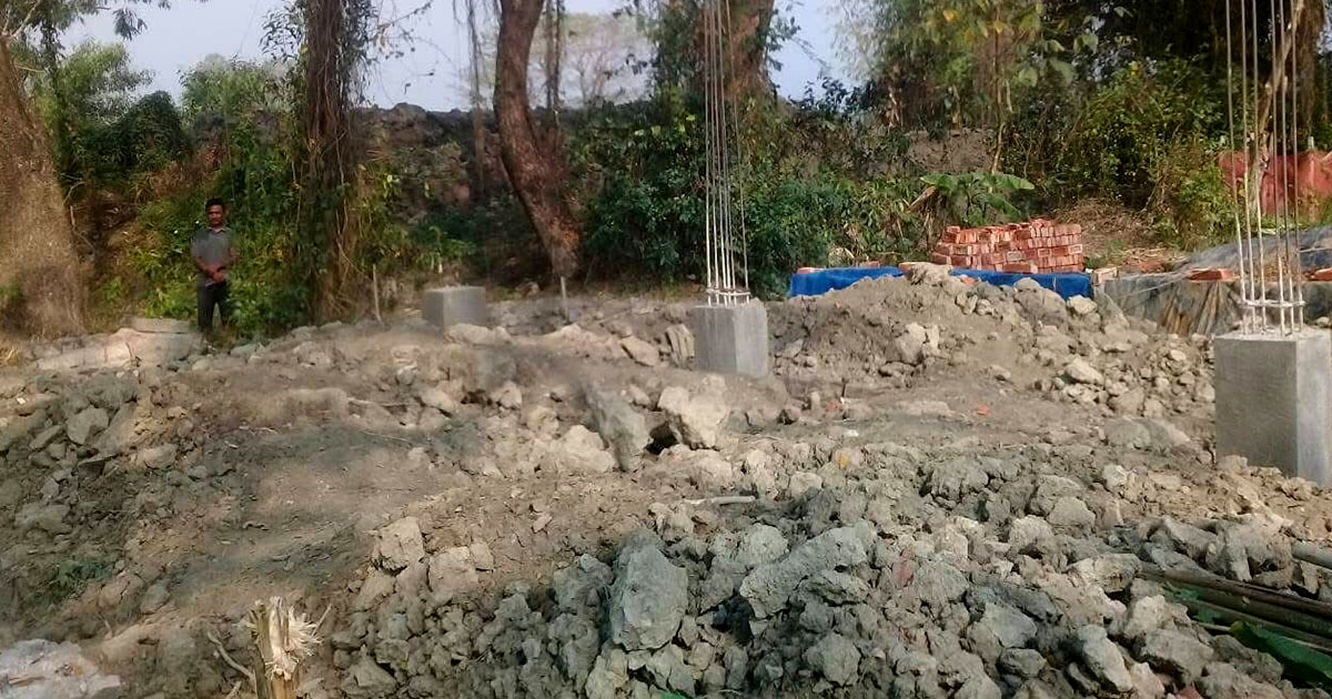 চোরের উপদ্রবে বন্ধ চরকানাই সার্বজনীন বৌদ্ধ শ্মশান সংস্কার কাজ