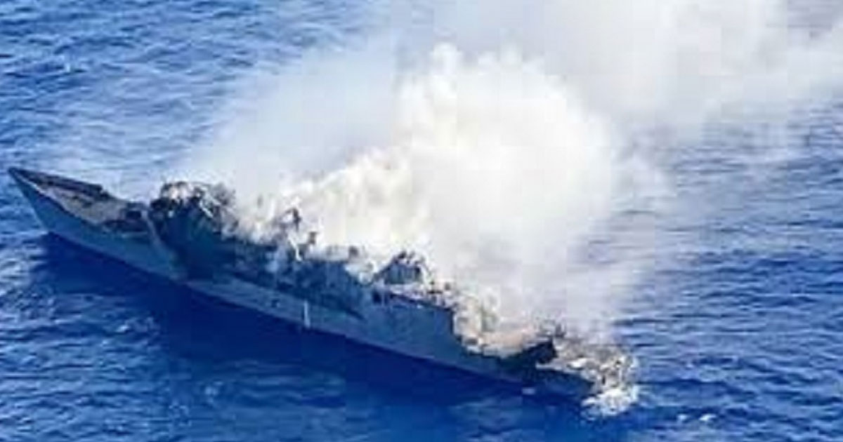ভারত মহাসাগরে ইরানি যুদ্ধজাহাজ ডেনা ডুবি: উদ্বেগে নয়াদিল্লি