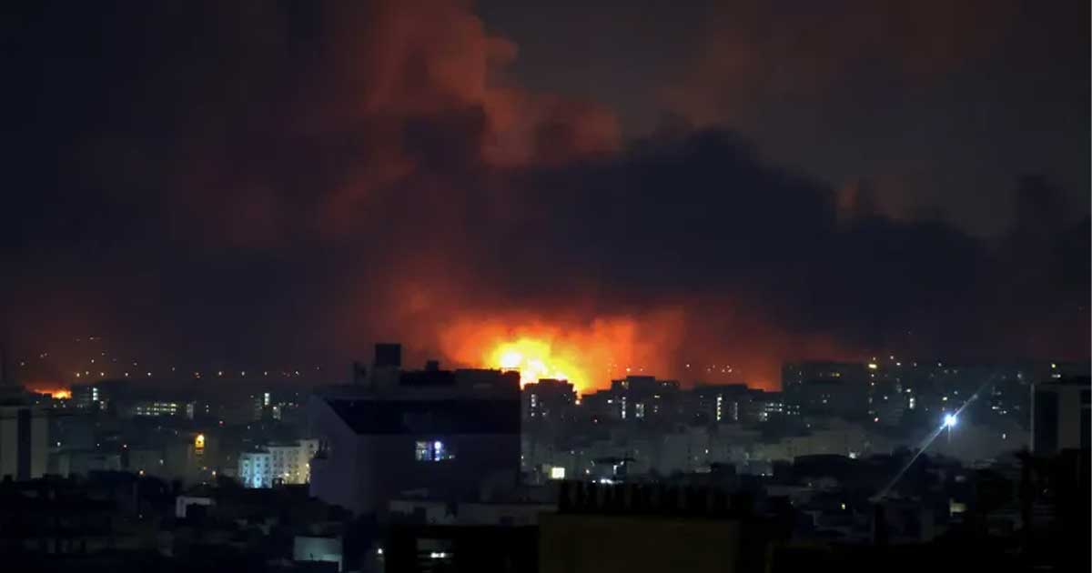 তেহরানে তীব্র বোমাবর্ষণ, পাল্টা ক্ষেপণাস্ত্র হামলা ইরানের