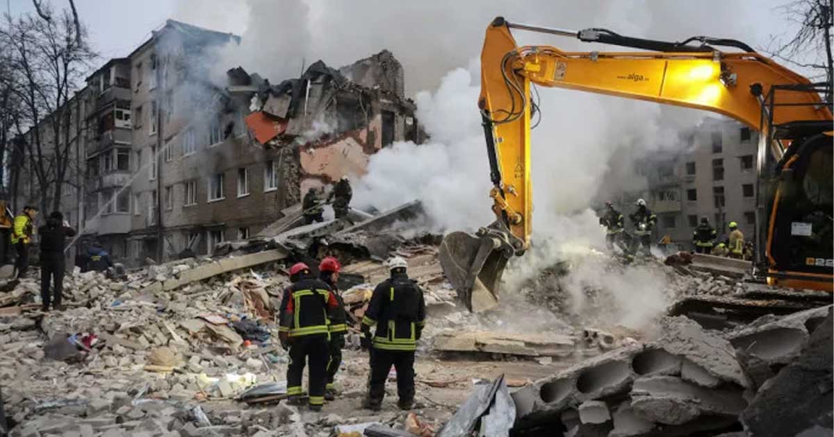 খারকিভে রাশিয়ার ড্রোন ও ক্ষেপণাস্ত্র হামলা, নিহত অন্তত ১০