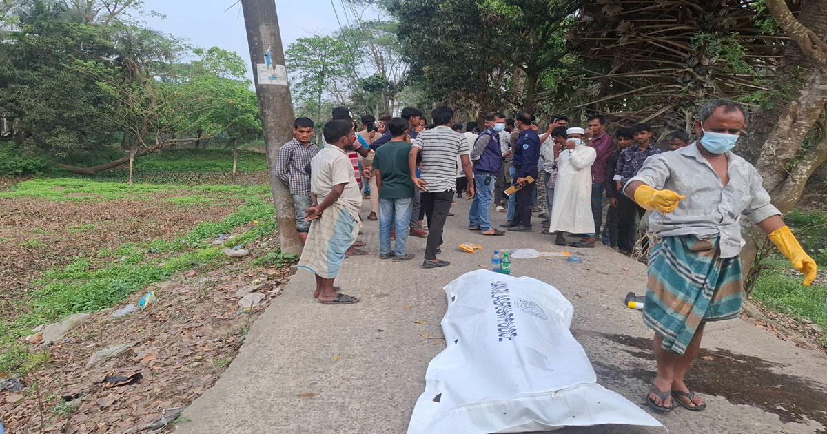 নোয়াখালীতে অজ্ঞাত যুবকের বস্তাবন্দী লাশ