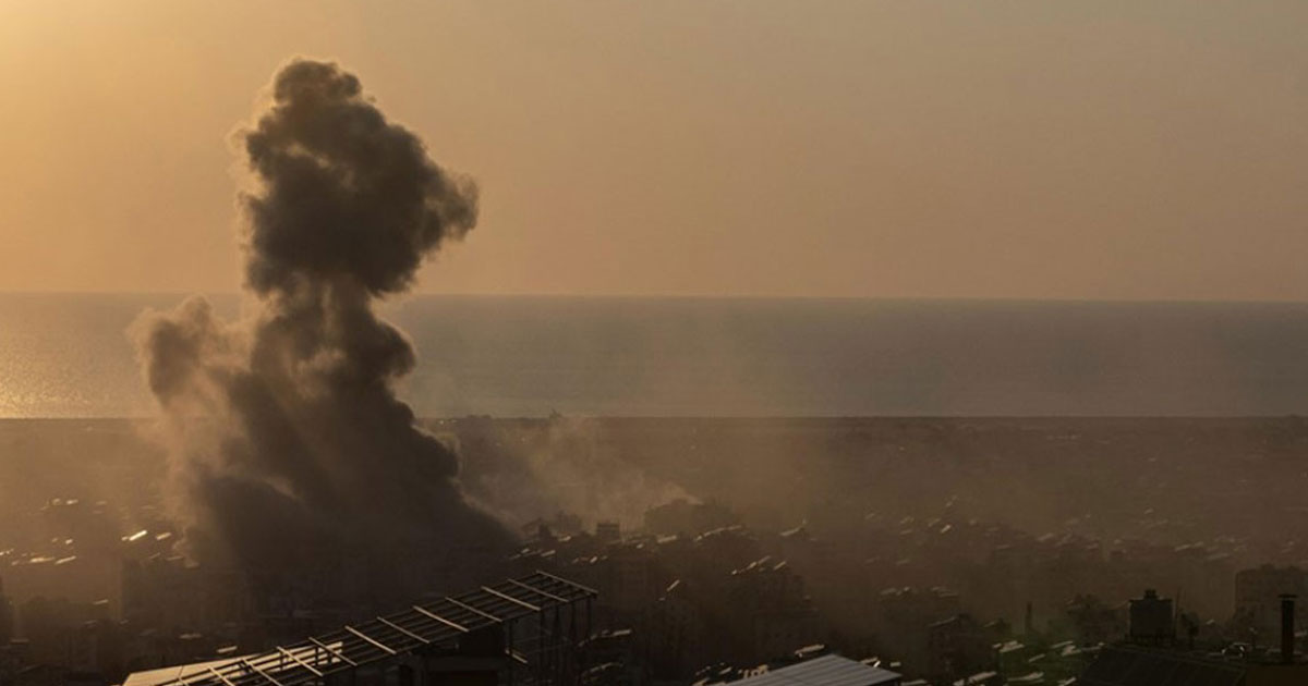 ইসরায়েলি বিমান হামলায় লেবাননে একই পরিবারের দশজন নিহত