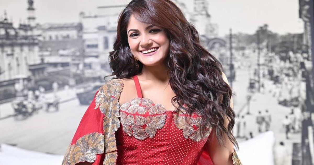 দেরিতে বাড়ি ফিরলে মা-বাবা কথা বলে না: তৃণা