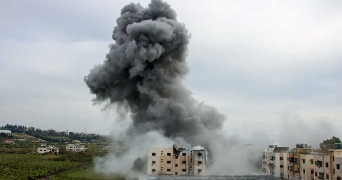 দক্ষিণ লেবাননে ইসরাইলি হামলায় ১২ স্বাস্থ্যকর্মী নিহত