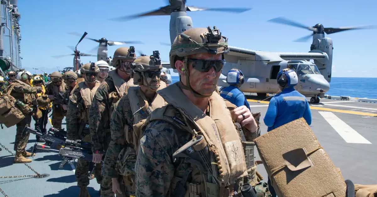 মধ্যপ্রাচ্যে ২,৫০০ মেরিন ও অ্যাম্ফিবিয়াস শিপ পাঠালো মার্কিন যুক্তরাষ্ট্র