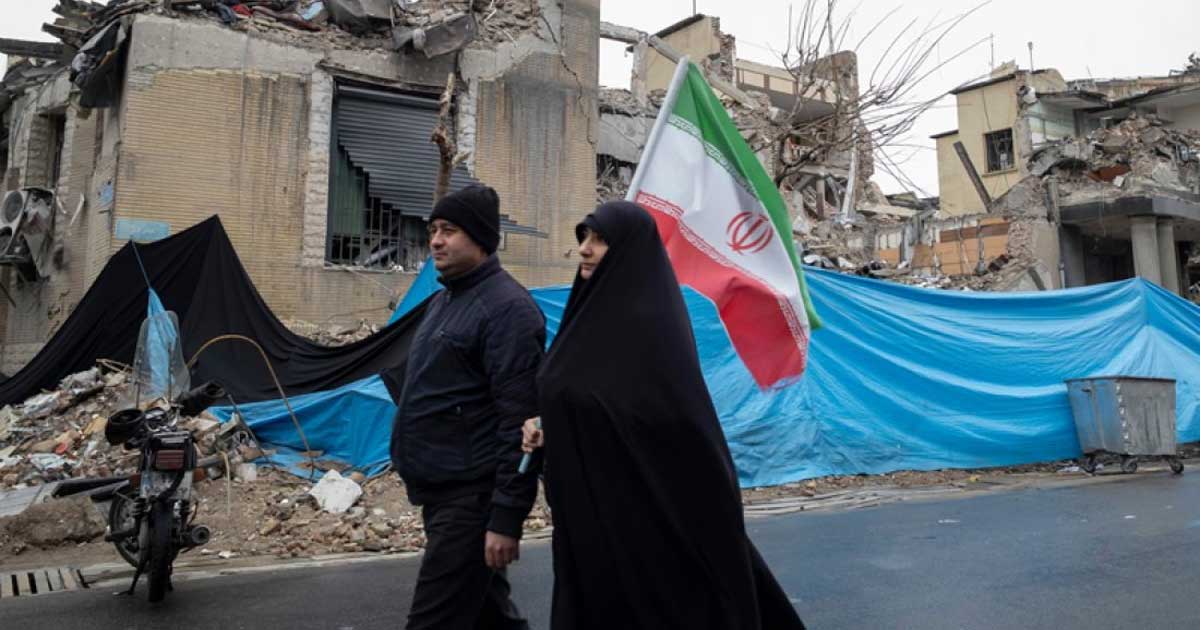 আরব আমিরাতকে সতর্ক করল আইআরজিসি: মার্কিন ঘাঁটি লক্ষ্যবস্তু হতে পারে