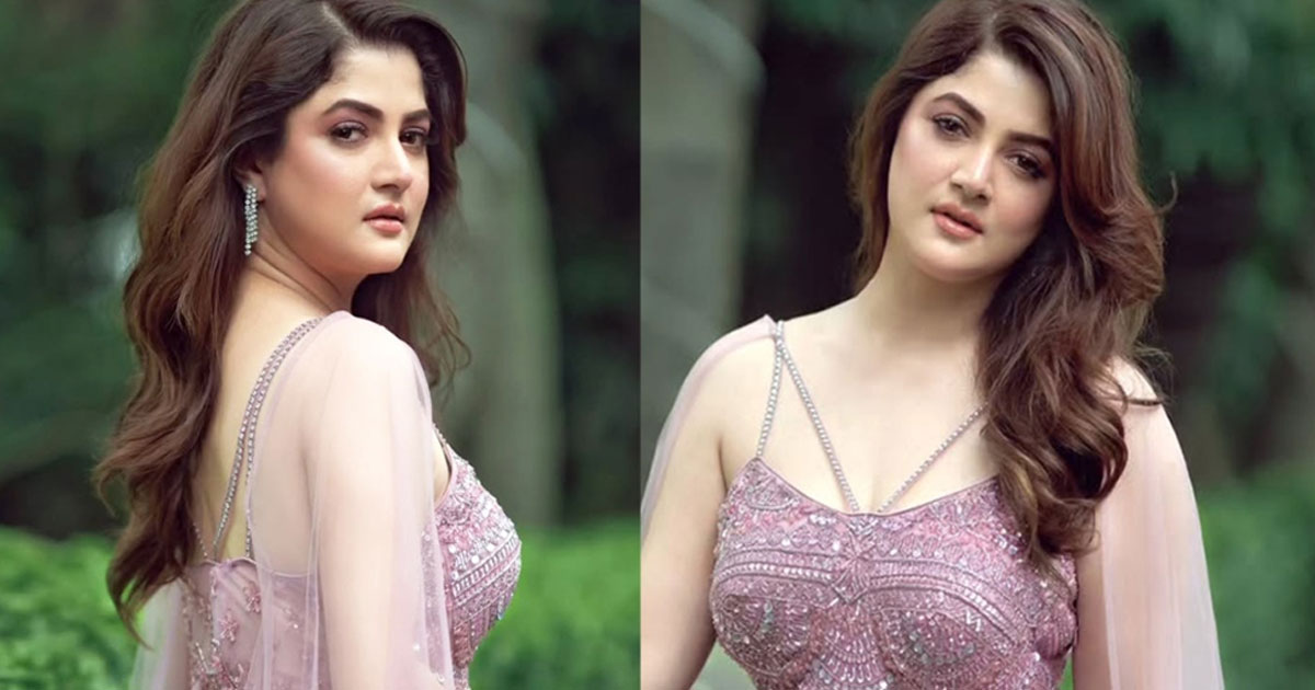 আইটেম গানে পারফর্ম করতে আমার দারুণ লাগে: শ্রাবন্তী