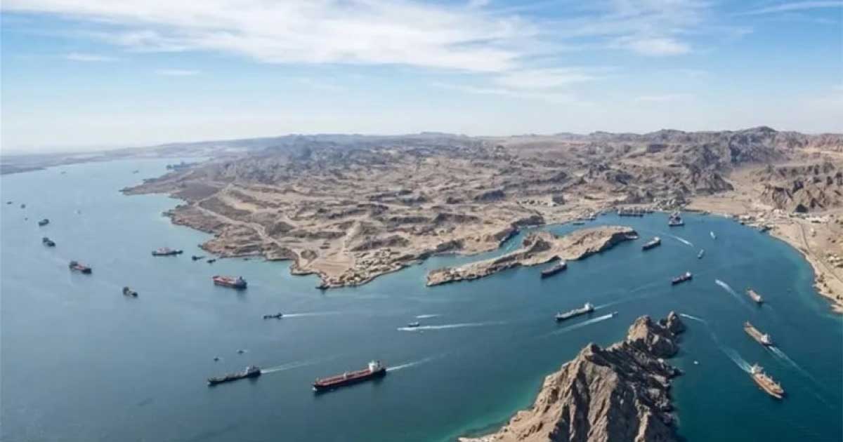 হরমুজ প্রণালিতে ইরানের কৌশলগত দাপট, চাপে যুক্তরাষ্ট্র