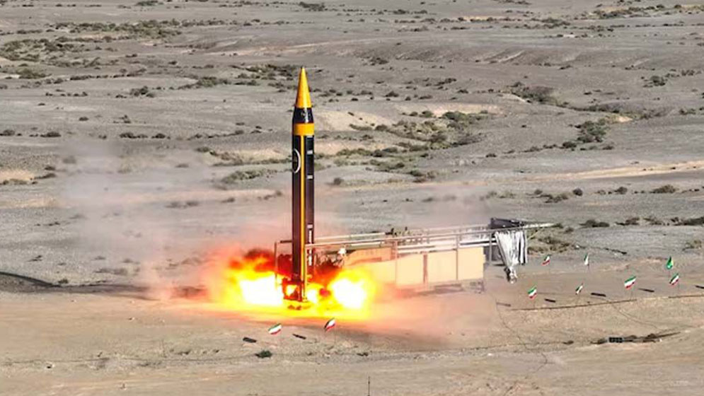 .যুক্তরাষ্ট্র- যুক্তরাজ্যের যৌথ সামরিক ঘাঁটিতে ইরানের ক্ষেপণাস্ত্র হামলা