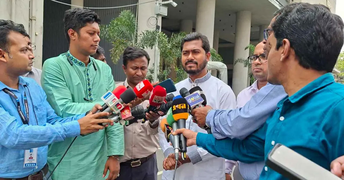 শিক্ষার্থীদের ব্যাংক গ্যারান্টিতে ১০ লাখ টাকার ঋণ দেওয়ার নির্দেশ প্রধানমন্ত্রীর