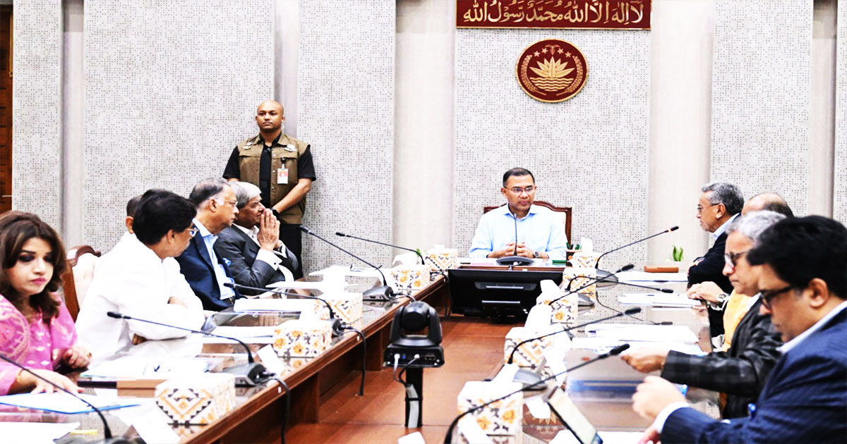 জ্বালানি সংকট মোকাবিলায় প্রধানমন্ত্রীর জরুরি সভা