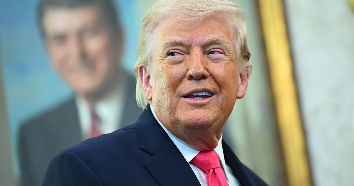 ইরান ‘বিশাল বড় উপহার’ দিয়েছে, দাবি ট্রাম্পের