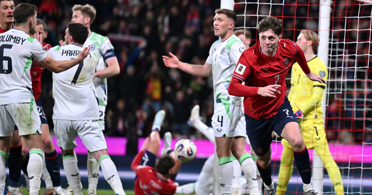 চেক প্রজাতন্ত্রের কাছে পেনাল্টিতে হেরে বিশ্বকাপ স্বপ্নভঙ্গ আয়ারল্যান্ডের