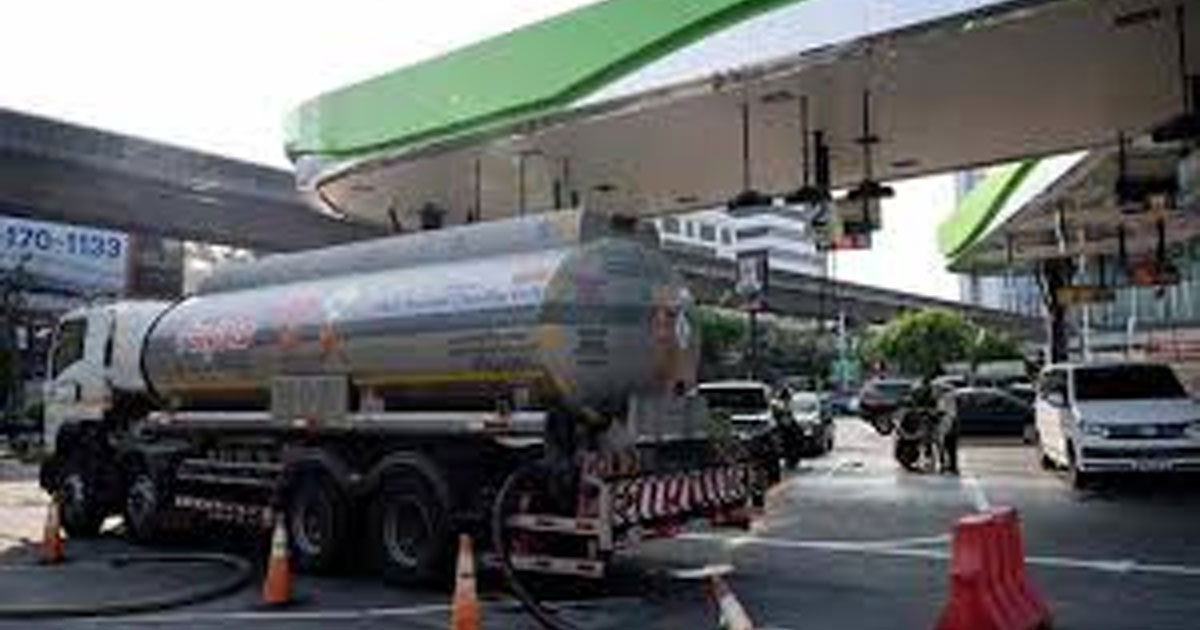 পেট্রোল রপ্তানি বন্ধ করতে পারে রাশিয়া