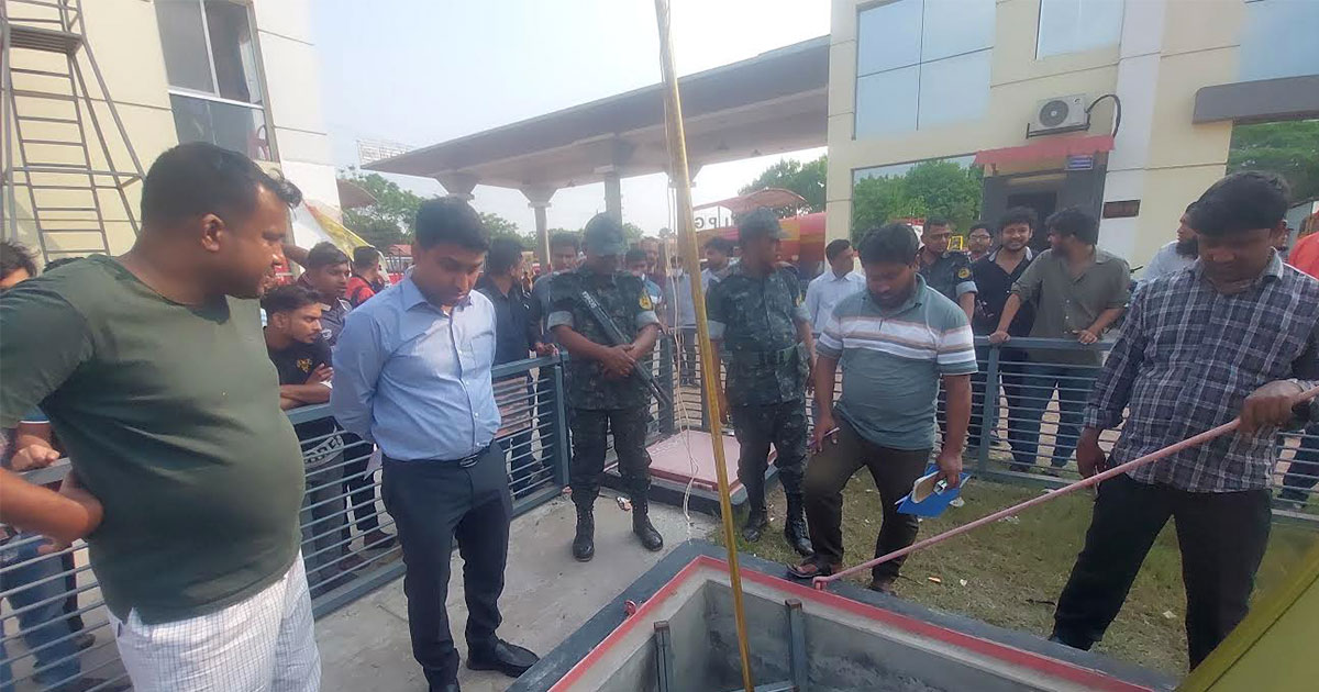 ফরিদপুরে ‘তেল নেই’ লেখা পাম্পে মিললো ২৮ হাজার লিটার জালানি তেল