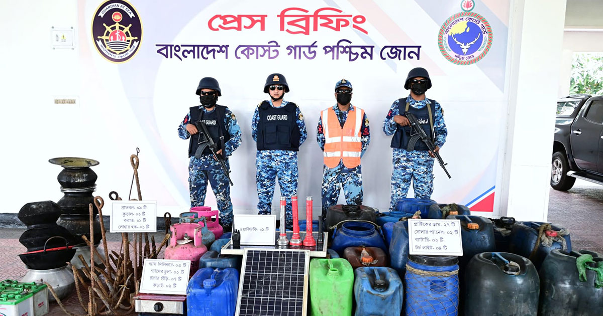 সুন্দরবনে ছোট সুমন বাহিনীর আস্তানা ধ্বংস ও মালামাল জব্দ