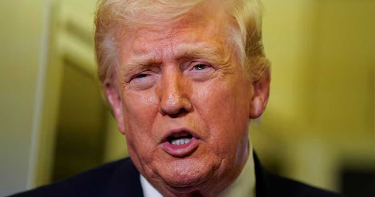 হরমুজ প্রণালী খুলে না দিলে তেলের অবকাঠামোয় হামলা: ফের হুঁশিয়ারি ট্রাম্পের