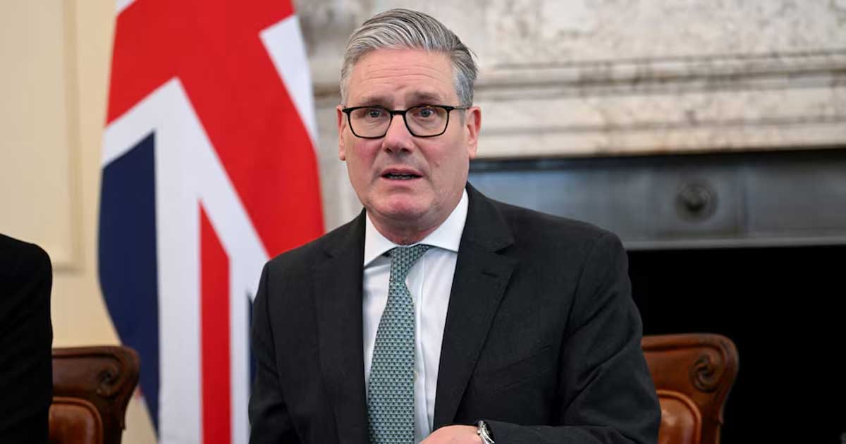 নিষেধাজ্ঞা অমান্য করে ব্রিটিশ জলসীমা অতিক্রম করছে ২৫টি রুশ জাহাজ