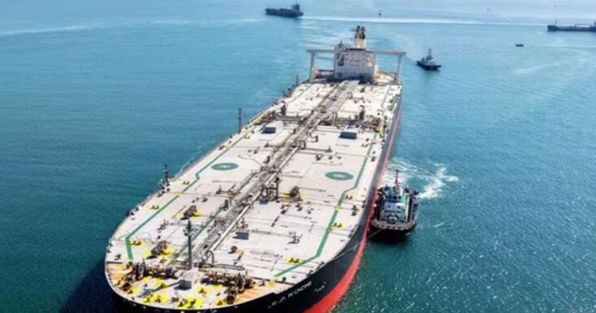 আটকেপড়া বাংলাদেশি ৬ জাহাজকে হরমুজ প্রণালি পার হওয়ার অনুমতি দিল ইরান