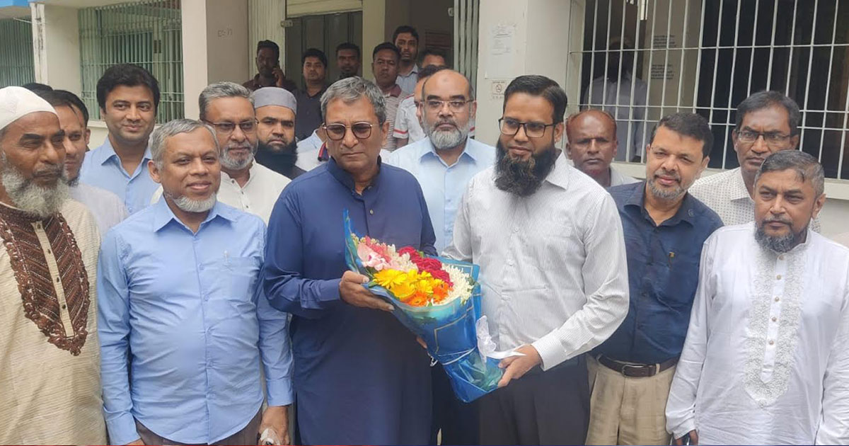 কর্তব্যকালীন সময়ে চিকিৎসকদের বাইরে রোগী না দেখার অনুরোধ এমপির