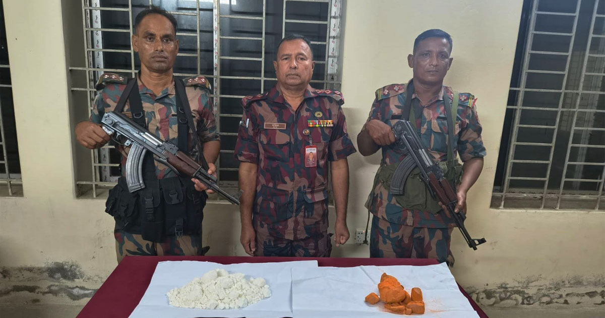 বেনাপোলে ভারতীয় বিস্ফোরক পাউডার আটক