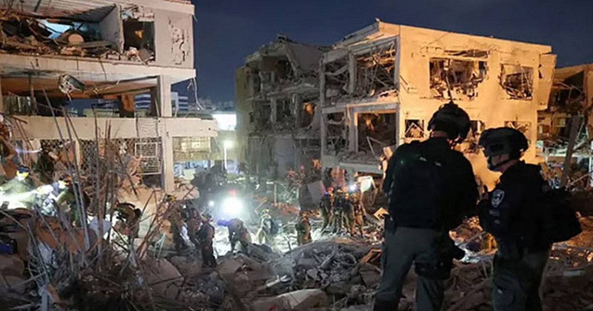 ইসরায়েলের মধ্যাঞ্চলে ইরানের ক্ষেপণাস্ত্র হামলা