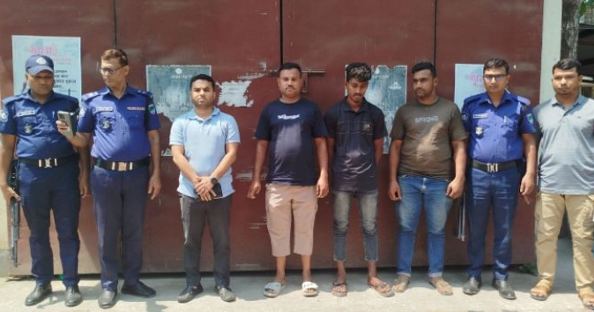 অভয়নগরে অবৈধভাবে মাটি কাটায় ৩ জনকে জরিমানা