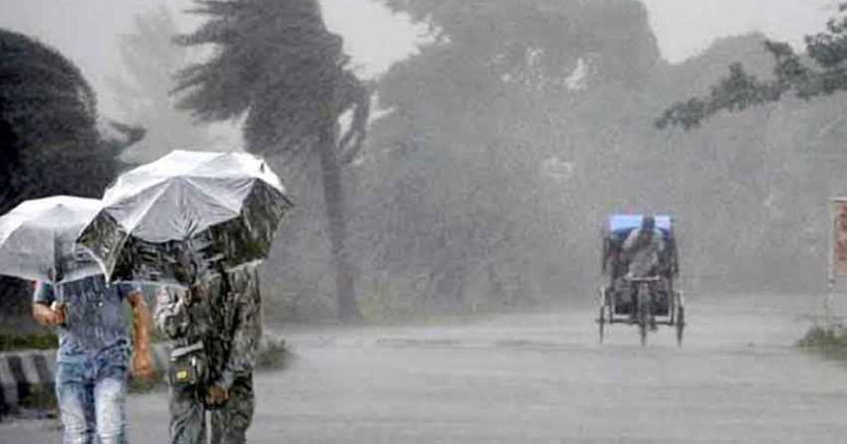 সন্ধ্যার মধ্যে যে ১৬ জেলায় বজ্রবৃষ্টিসহ ঝড়ের শঙ্কা