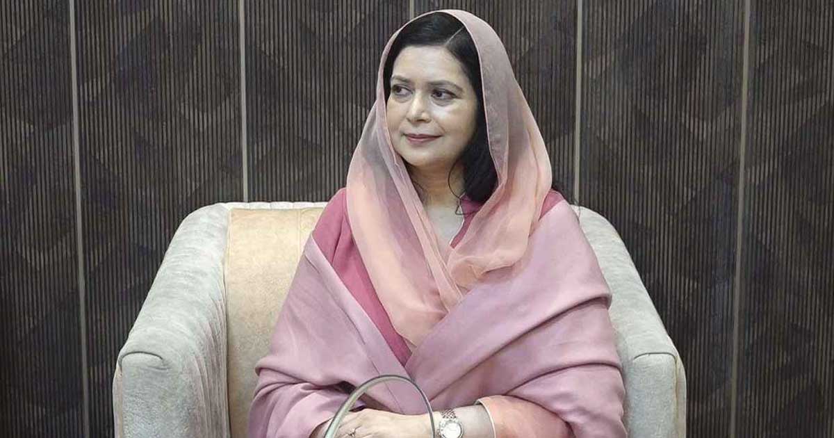 দেশে ফিরলেন ডা. জুবাইদা