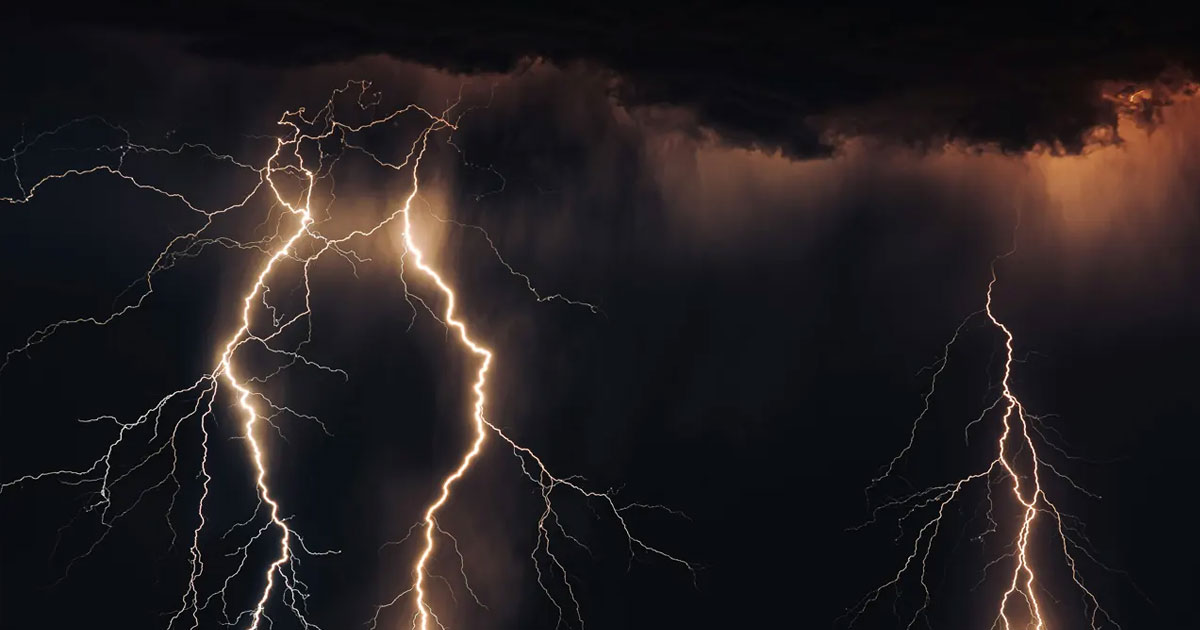 সকাল ৯টার মধ্যে ৬০ কিলোমিটার বেগে ঝড়ের আশঙ্কা