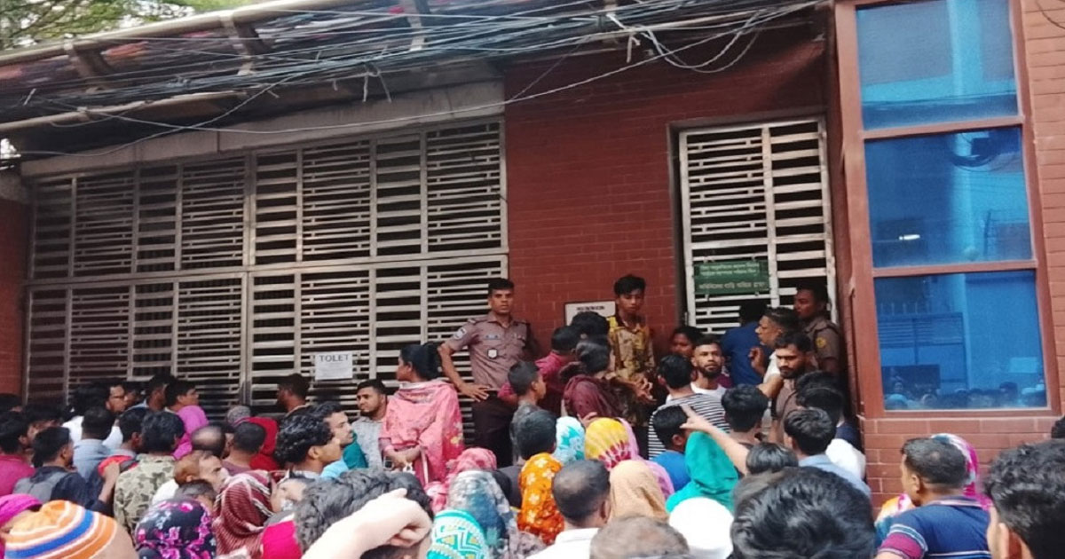 বনানীতে ‘আমাকে বাঁচান’ চিরকুটে উত্তেজনা, গৃহকর্মী উদ্ধার