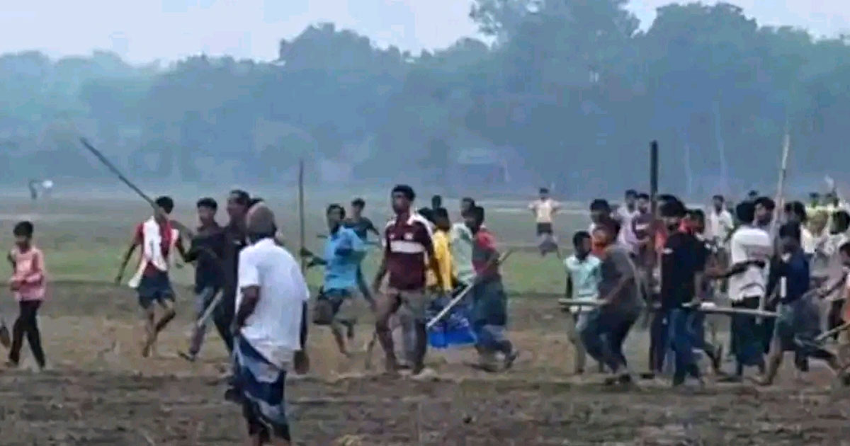 কুষ্টিয়ার খোকসায় গোরস্থান নিয়ে দুই গ্রামবাসীর সংঘর্ষে আহত ১৫