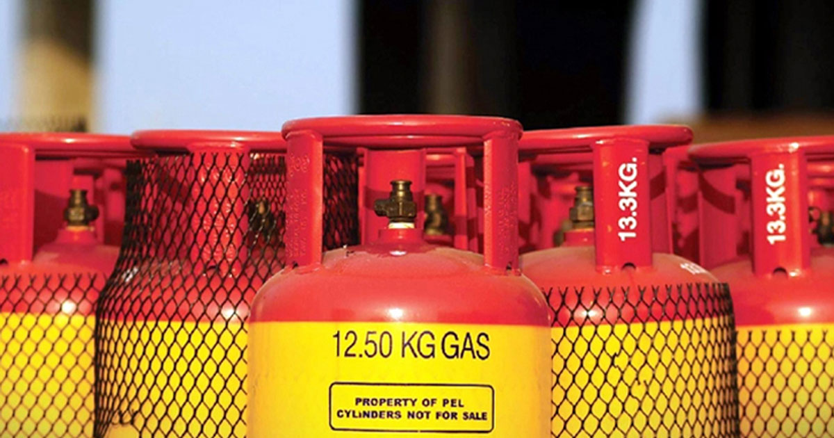 নির্ধারিত দামে পাওয়া যাচ্ছেনা এলপিজি সিলিন্ডার